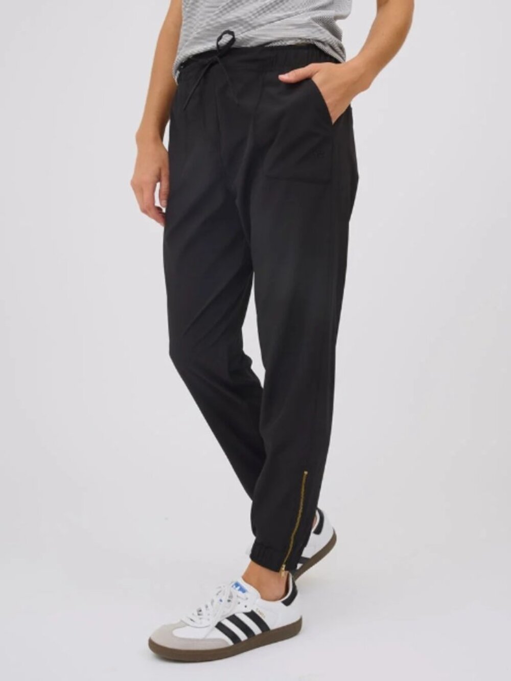 Like New! ALBION Joggers Navy Ankle Zip Drawstring Small Petite
